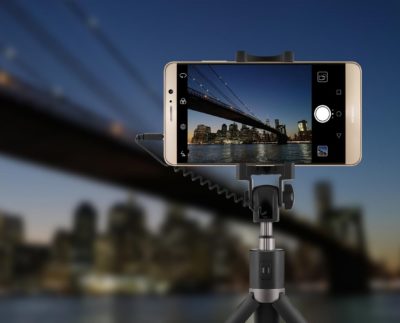 Strategies To Take Good Selfies With Tripods For Smartphone Devices